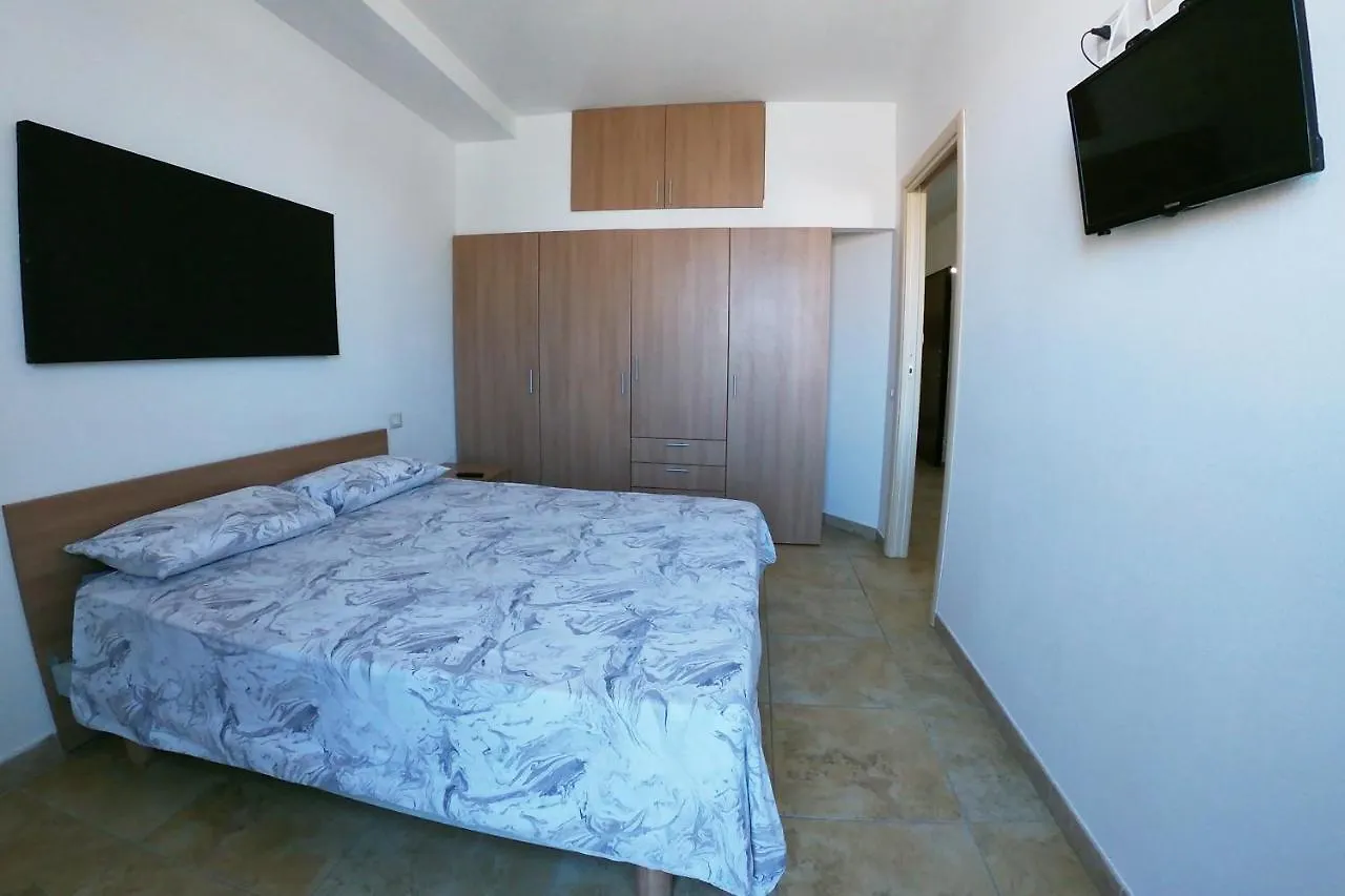West Sardinia Apartment 3 Càbras